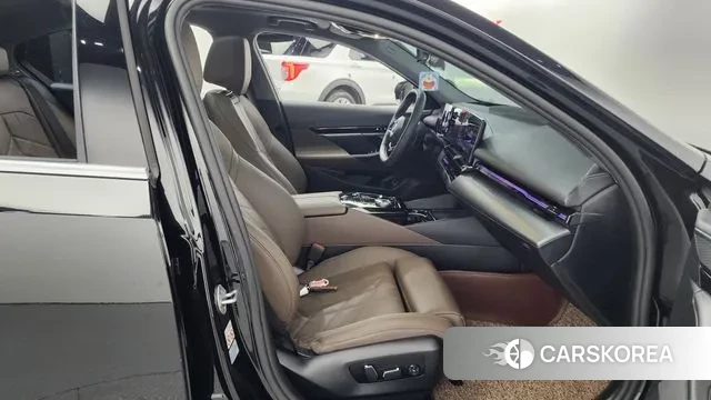 BMW 5 Series (G60) id 2905060 из Кореи 2