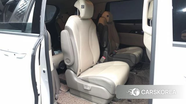 Kia Carnival 4th generation 2021 Белый из Кореи, фото 2