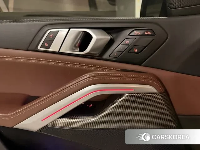 BMW X6 (G06) 2022 Белый из Кореи, фото 2