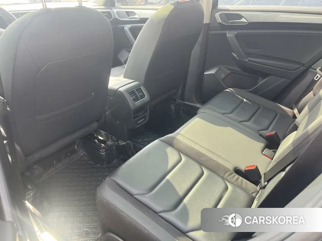 Volkswagen Tanyue 2022 Черный из Китая, фото 2