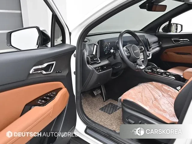 Kia Sportage 5th Generation Hybrid 2024 Белый из Кореи, фото 2