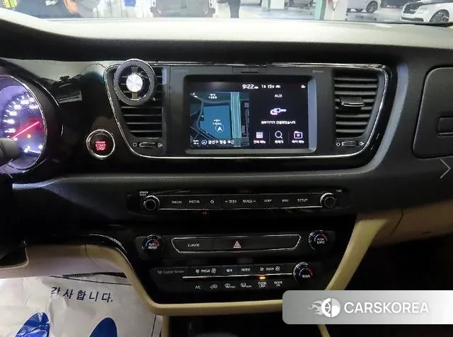 Kia The New Carnival 2018 Белый из Кореи, фото 2