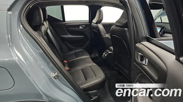 Volvo XC40 id 2880291 из Кореи 2