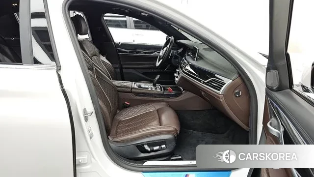 BMW 7 Series (G11) 2020 Белый из Кореи, фото 2