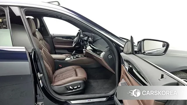 BMW 6 Series GT (G32) 2022 Черный из Кореи, фото 2