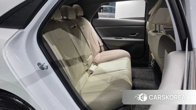 Hyundai Avante (CN7) 2023 Белый из Кореи, фото 2