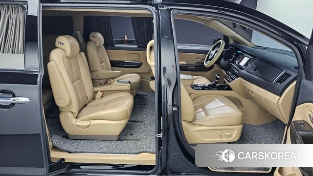 Kia The New Carnival 2019 Черный из Кореи, фото 2