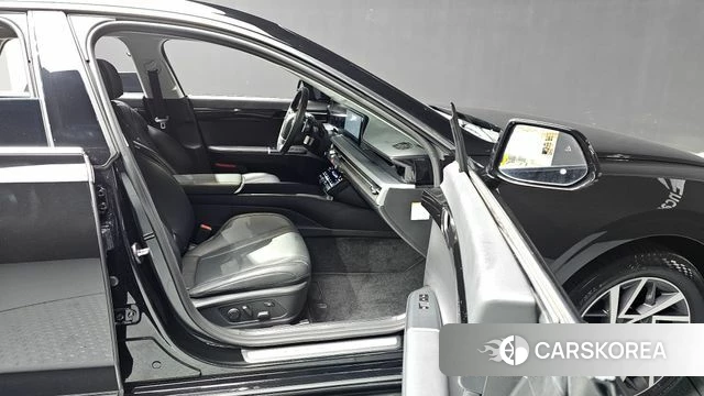 Hyundai Grandeur Hybrid (GN7) 2024 Черный из Кореи, фото 2