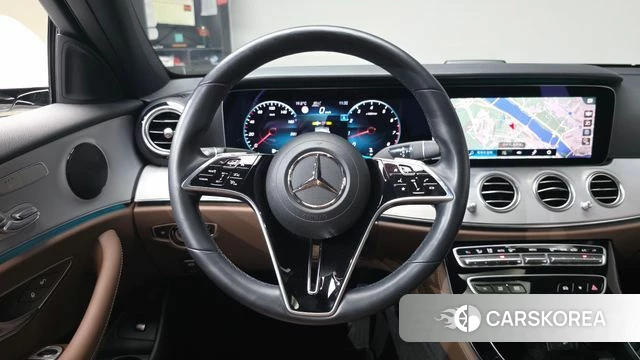 Mercedes-Benz E-Class W213 2020 Белый из Кореи, фото 2