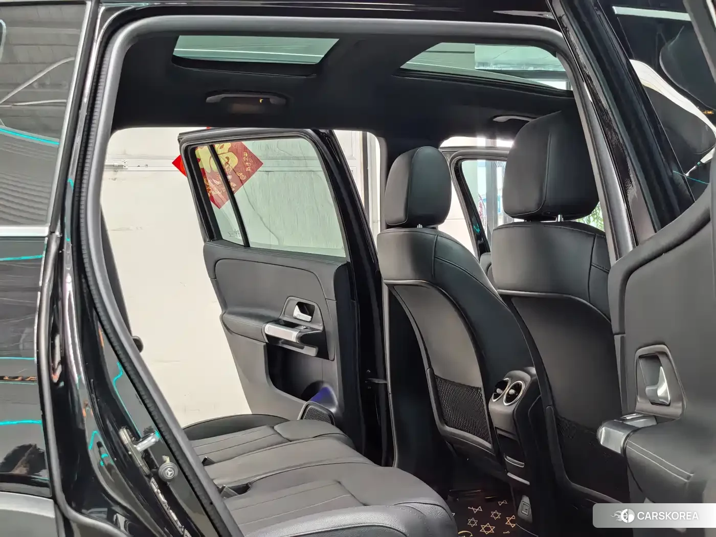 Mercedes-Benz GLB 2023 Черный из Китая, фото 2