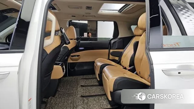 Kia Carnival 4th generation 2021 Белый из Кореи, фото 2