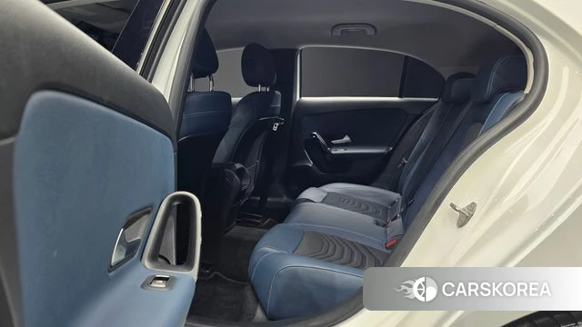 Mercedes-Benz A-Class W177 2019 Белый из Кореи, фото 2