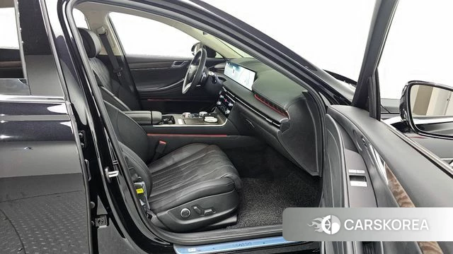 Genesis G80 (RG3) 2026 Черный из Кореи, фото 2