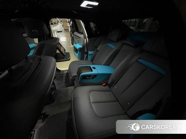 Rolls-Royce Ghost 2nd Generation 2022 Светло-серебряный цвет из Кореи, фото 2