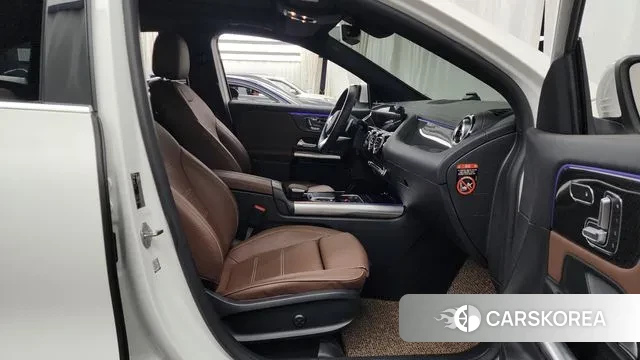 Mercedes-Benz GLA - Class H247 2022 Белый из Кореи, фото 2