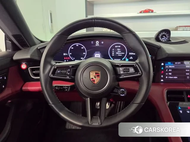 Porsche Taycan 2024 Черный из Кореи, фото 2