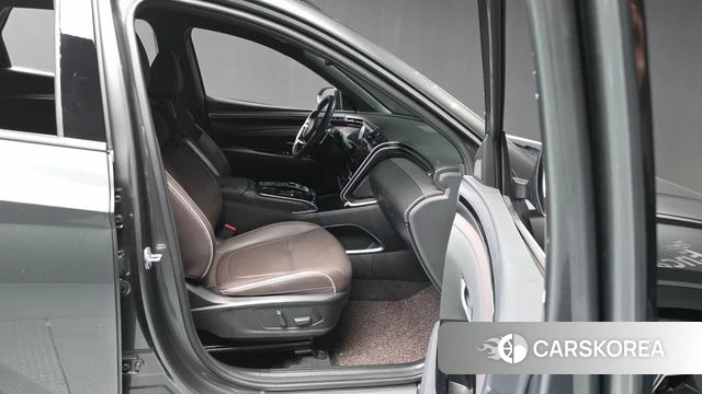 Hyundai Tucson (NX4) 2023 Серый из Кореи, фото 2