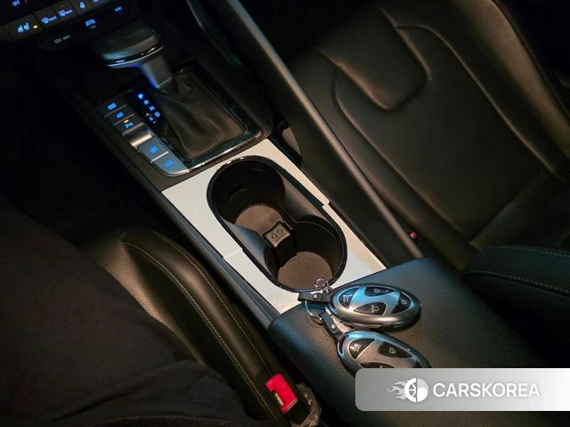 Hyundai The New Avante (CN7) 2023 Черный из Кореи, фото 2