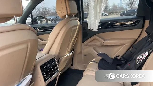 Porsche Cayenne (PO536) 2021 Черный из Кореи, фото 2