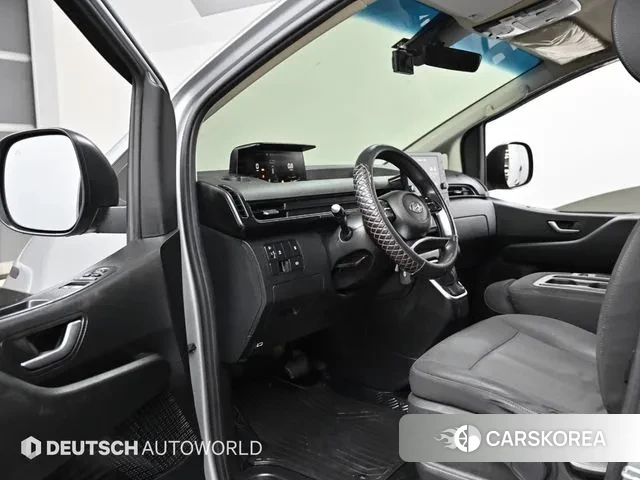 Hyundai Staria 2021 Серый из Кореи, фото 2