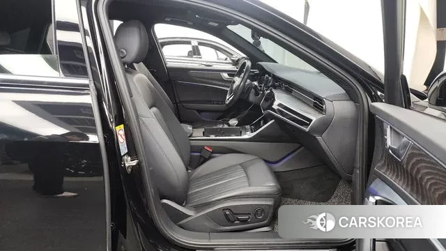 Audi A6 (C8) 2020 Черный из Кореи, фото 2