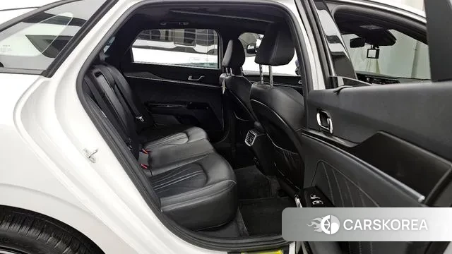 Kia K5 3rd generation 2023 Белый из Кореи, фото 2