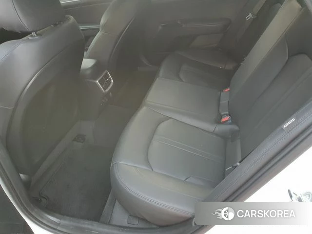 Kia K5 3rd generation 2022 Белый из Кореи, фото 2