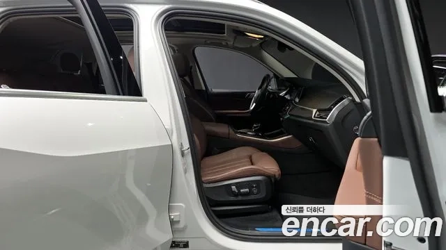 BMW X5 (G05) 2022 Белый из Кореи, фото 2