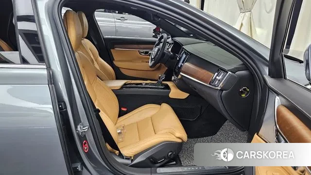 Volvo S90 2019 Серый из Кореи, фото 2