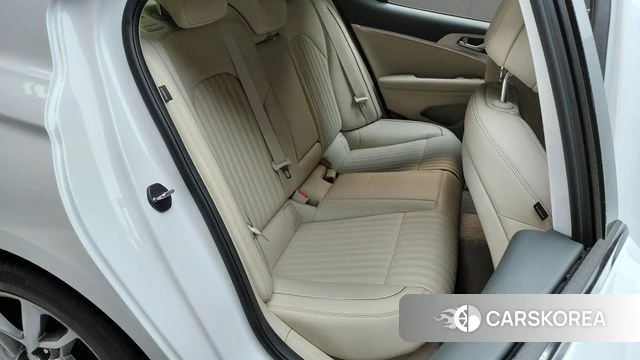 Genesis The New G70 2022 Белый из Кореи, фото 2