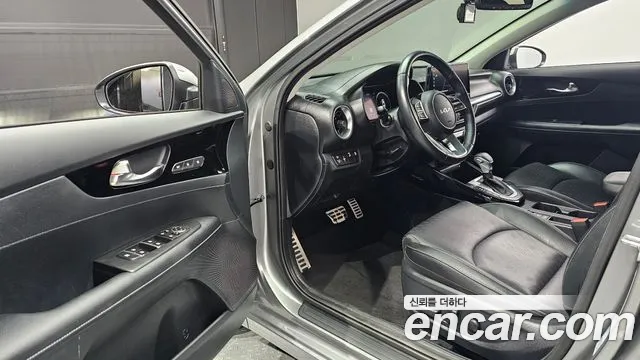 Kia The New K3 2nd generation 2023 Серый из Кореи, фото 2