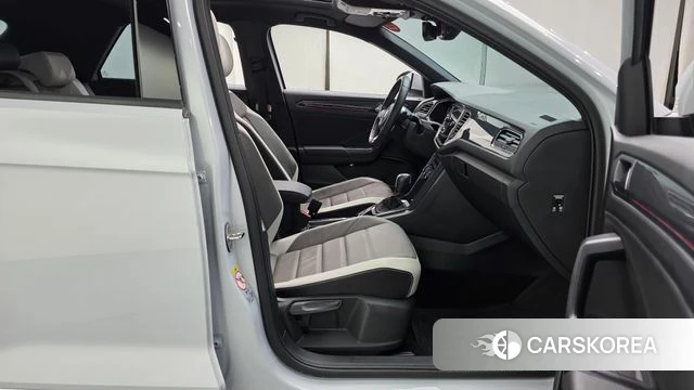 Volkswagen T-Roc 2021 Белый из Кореи, фото 2