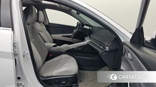 Hyundai Avante (CN7) 2023 Белый из Кореи, фото 2