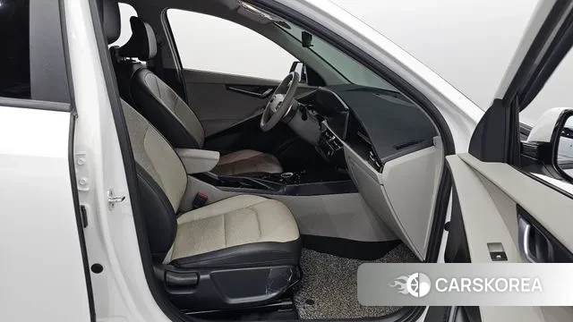 Kia Di All New Niro EV 2022 Белый из Кореи, фото 2