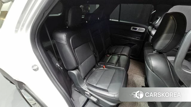 Ford Explorer 6th Generation 2020 Белый из Кореи, фото 2