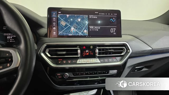 BMW iX3 2022 Белый из Кореи, фото 2