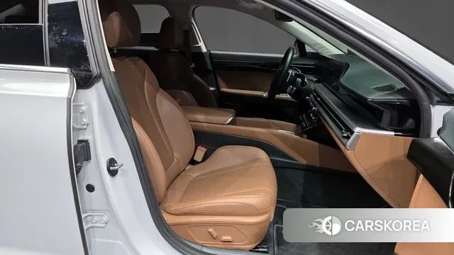 Hyundai Grandeur (GN7) 2023 Белый из Кореи, фото 2