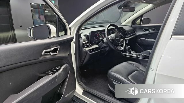 Kia Sportage 5th Generation 2022 Белый из Кореи, фото 2