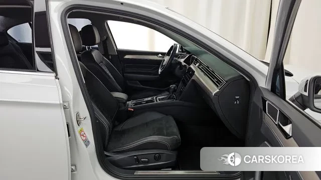 Volkswagen Passat GT (B8) id 2931723 из Кореи 2
