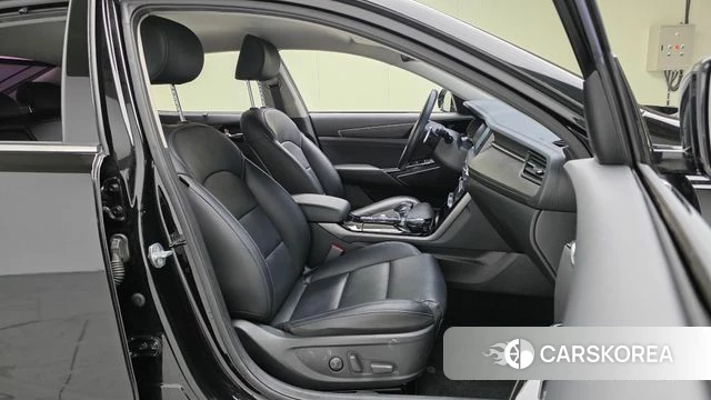 Kia K7 Premier 2021 Черный из Кореи, фото 2