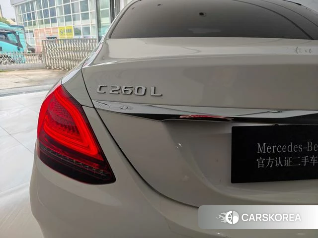 Mercedes-Benz Class C 2019 Белый из Китая, фото 2