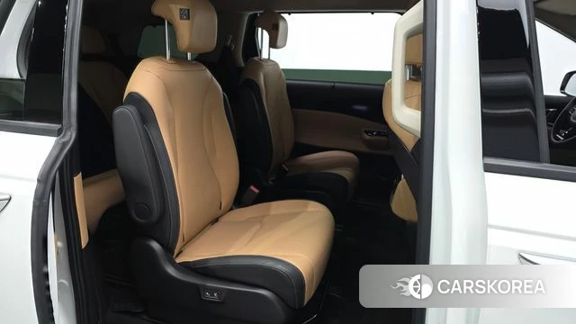 Kia Carnival 4th generation 2023 Белый из Кореи, фото 2