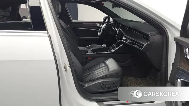 Audi A6 (C8) 2019 Белый из Кореи, фото 2