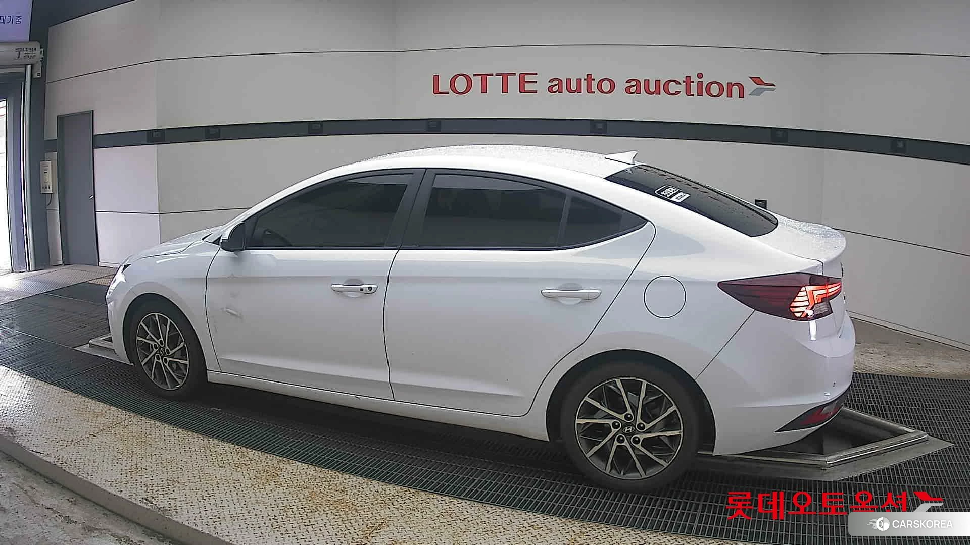 Hyundai Avante 2019 Белый из Кореи, фото 2