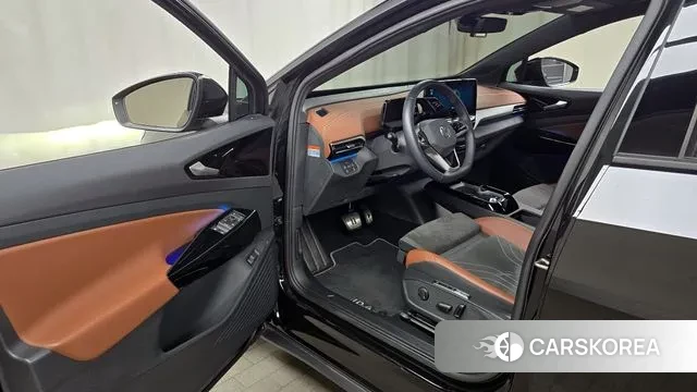 Volkswagen ID.4 2023 Черный из Кореи, фото 2