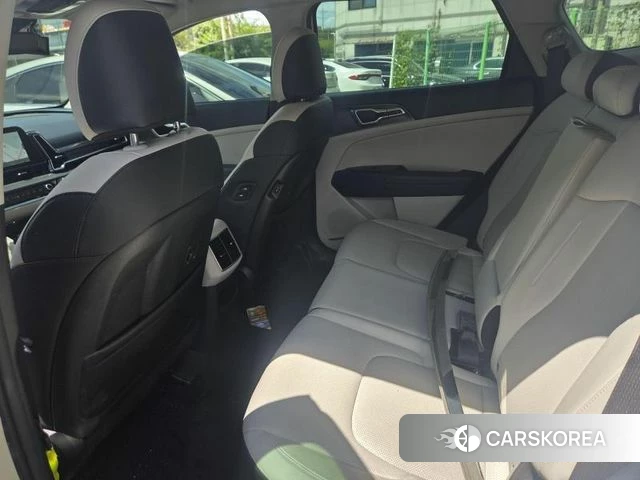 Kia Sportage 5th Generation 2024 Белый из Кореи, фото 2