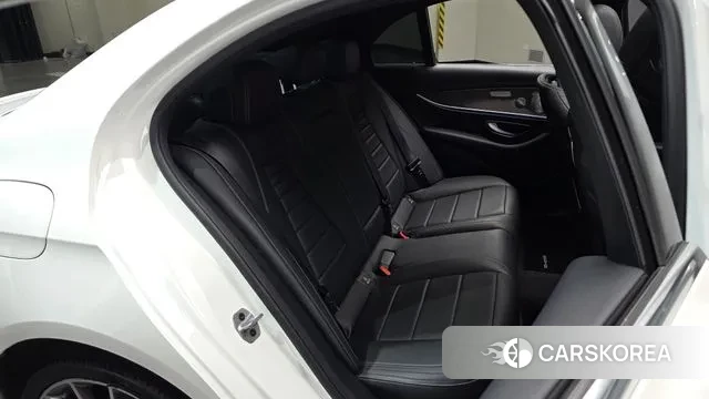 Mercedes-Benz E-Class W213 2019 Белый из Кореи, фото 2