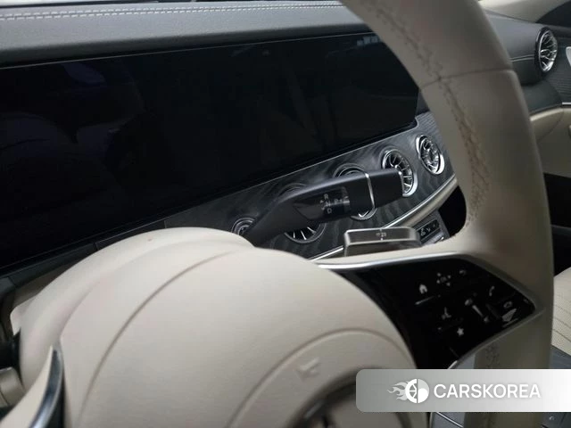 Mercedes-Benz CLS-Class C257 2023 Белый из Кореи, фото 2