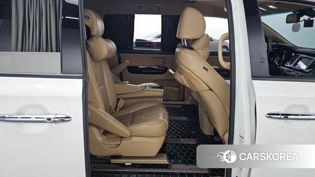 Kia The New Carnival 2018 Белый из Кореи, фото 2