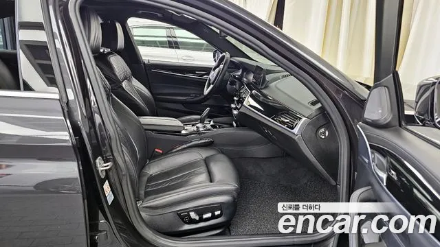 BMW 5 Series (G30) id 2506579 из Кореи 2